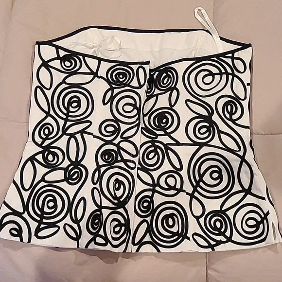 White House Black Market Bustier - Picture 12 of 13